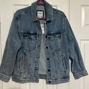 NWT Abercrombie & Fitch Denim Trucker Jacket